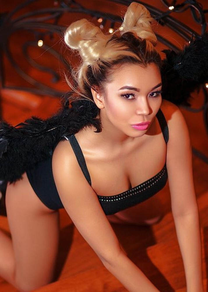 Индивидуалка Эля фото № 2 в городе Белоомут