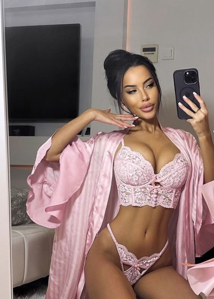 Индивидуалка Кристина фото № 2 в городе Белоомут