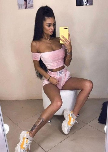 Моника, Г. Белоомут